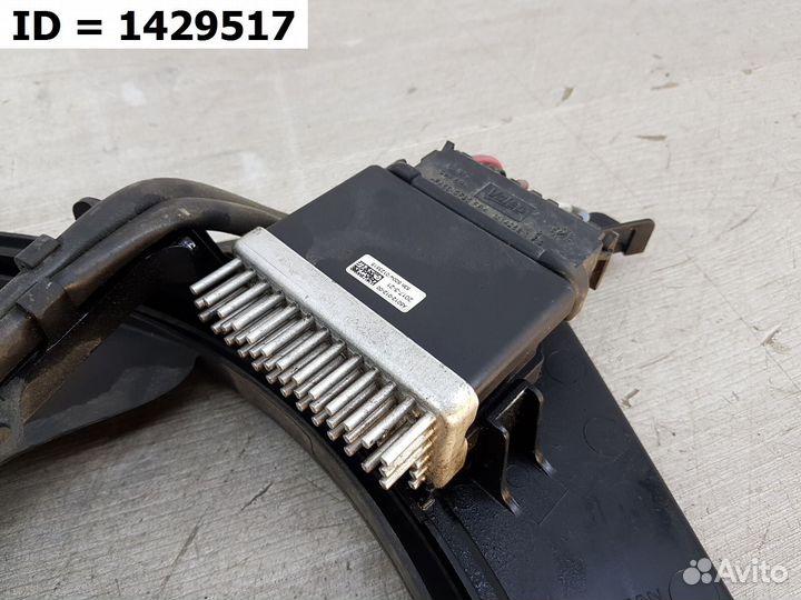 Вентилятор радиатора охлаждения Infiniti Q50 1