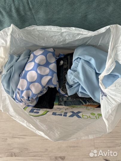 Пакет с вещами женские