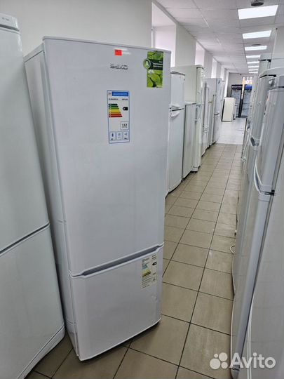 Узкий Холодильник Beko. Доставка