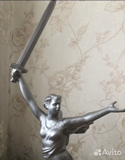 Статуэтка « Родина мать» подарок на 9 мая