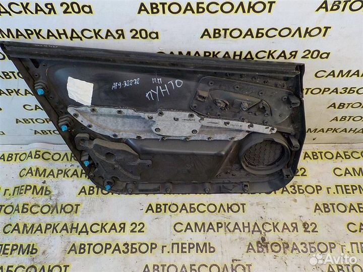 Обшивка двери передней правой Fiat Grande Punto