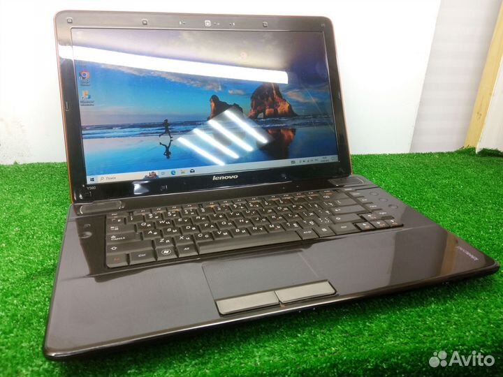 Ноутбук Lenovo y560 Intel Core i3 8/256 Gb