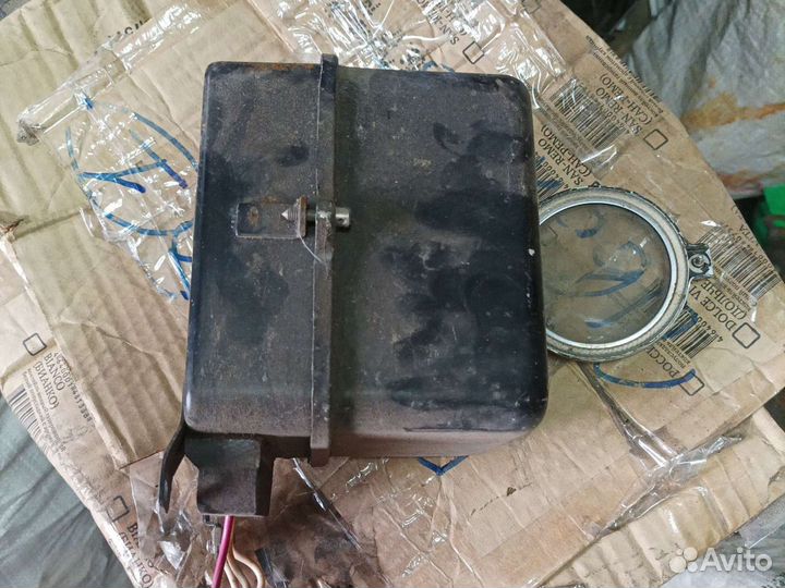 Включающие часы