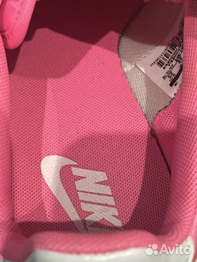 Кроссовки nike женские