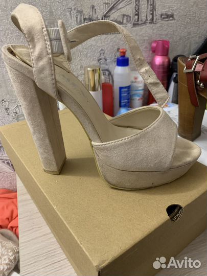 Босоножки 37