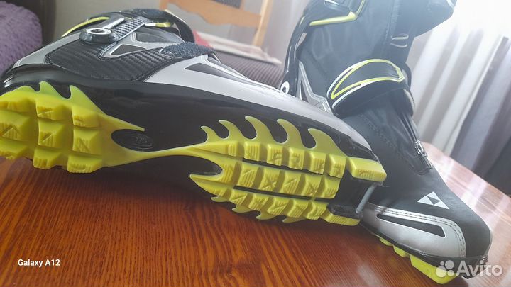 Лыжные ботинки для конькового хода