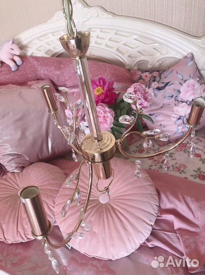 Люстра потолочная новая