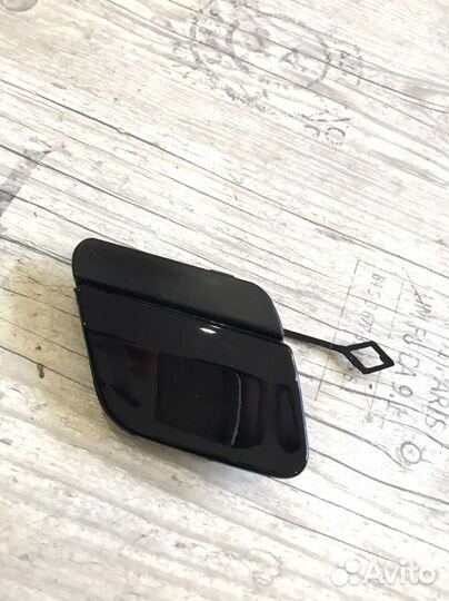 Заглушка буксировочного крюка Mercedes W213 Amg