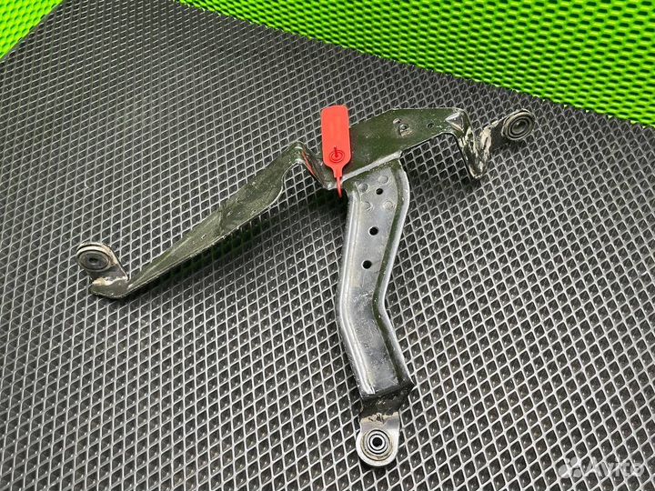 Насос антифриза дополнительный Audi A8 D4/4H 2012