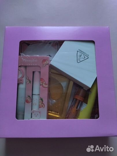 Подарочный набор косметики