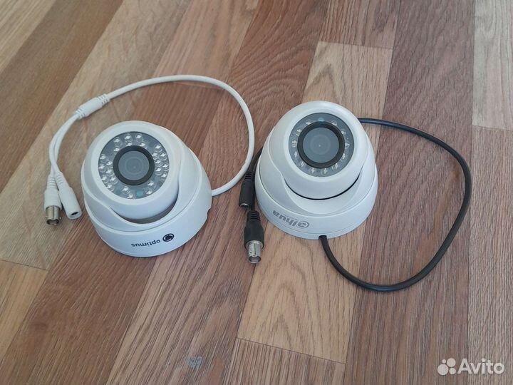 Комплект из 2х камер видеонаблюдения