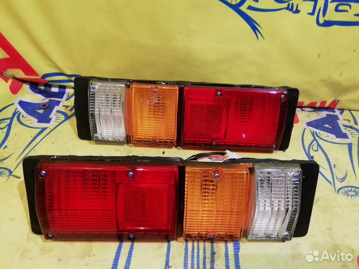 Фонарь Isuzu Elf