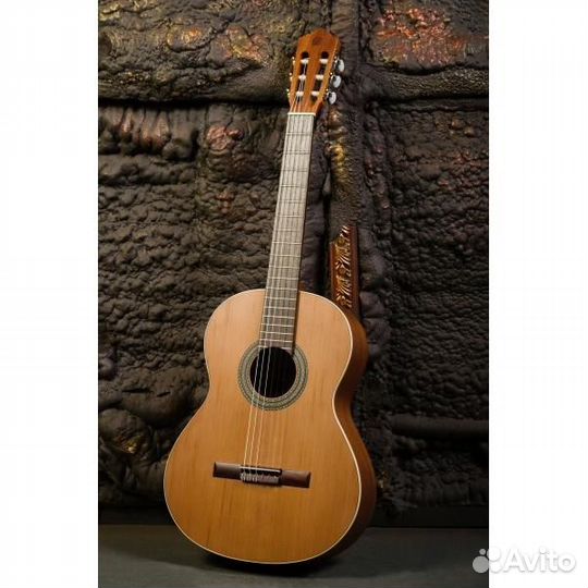 Классическая гитара Perez 600 Natural