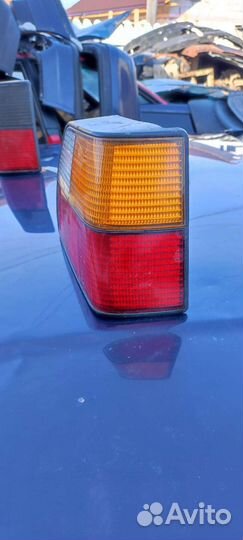 Оригинальный задний правый фонарь гольф 2