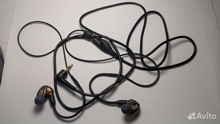 Наушники Shure SE535