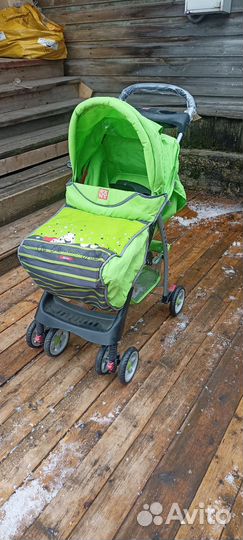 Прогулочная коляска