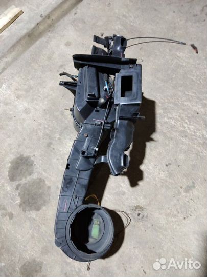 Корпус отопителя Volkswagen Passat B3