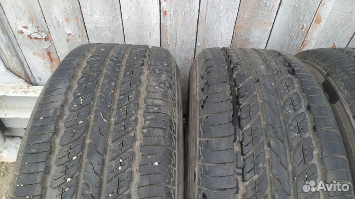 Toyo Open Country U/T 215/60 R17