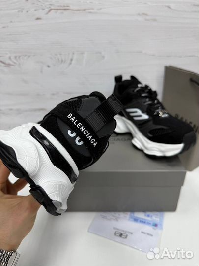 Balenciaga кроссовки женские