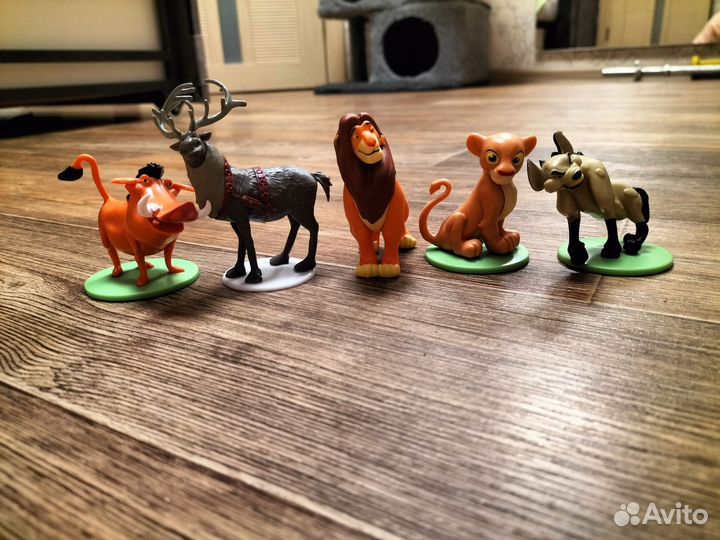 Игрушки из свит бокса король лев