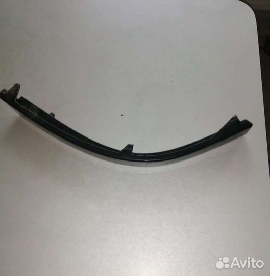 Молдинг левый под фонарь задний бмв Е65