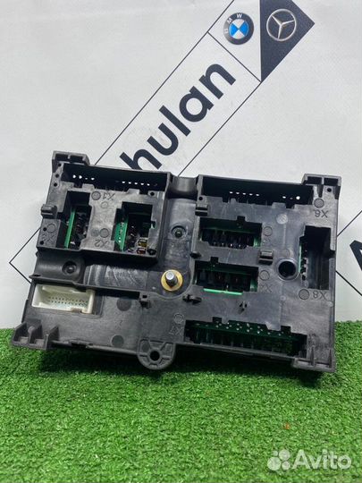 Блок предохранителей задний Bmw 5-Series G30