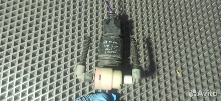 Насос омывателя Opel Insignia