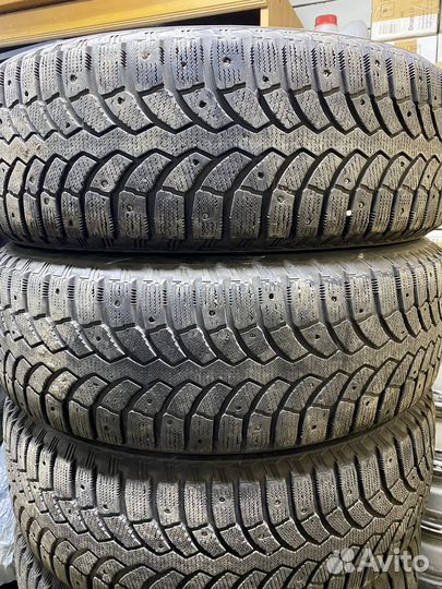 Bridgestone Blizzak Ice 225/65 R17