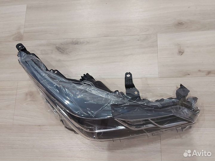 Фара toyota corolla Тойота королла Е210 правая