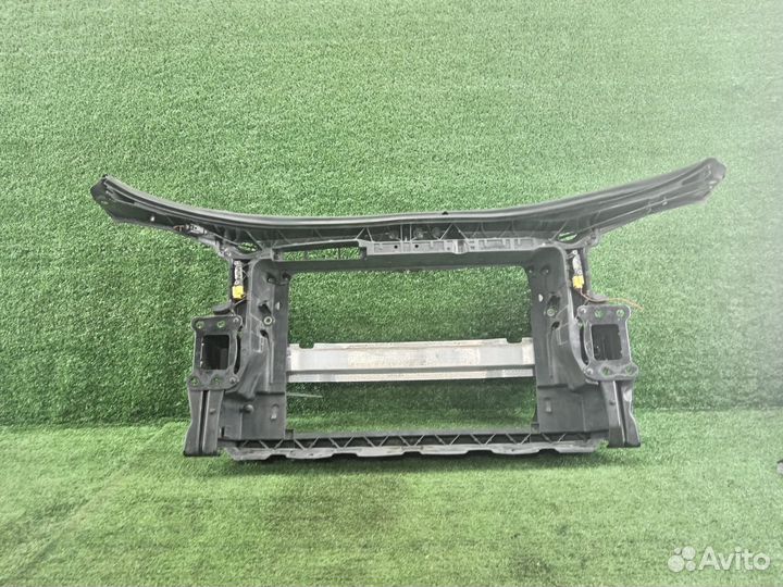 Панель передняя рамка радиатора Audi A3 8P В сборе