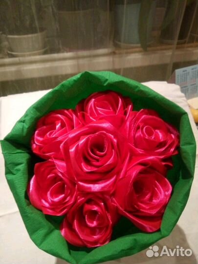 Милый букет атласных роз на подарок