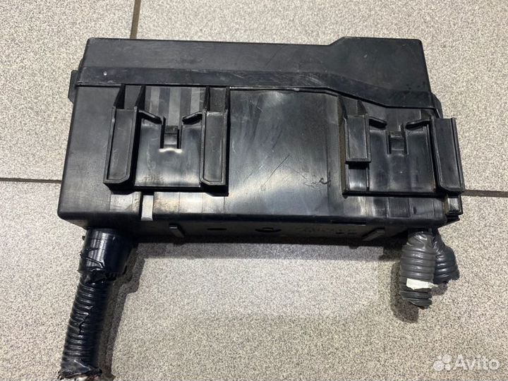 Блок предохранителей Nissan X-Trail HNT32-161132