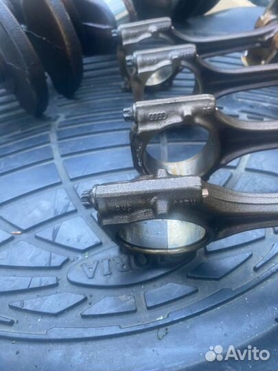 Поршень с шатуном Passat B6 BVY