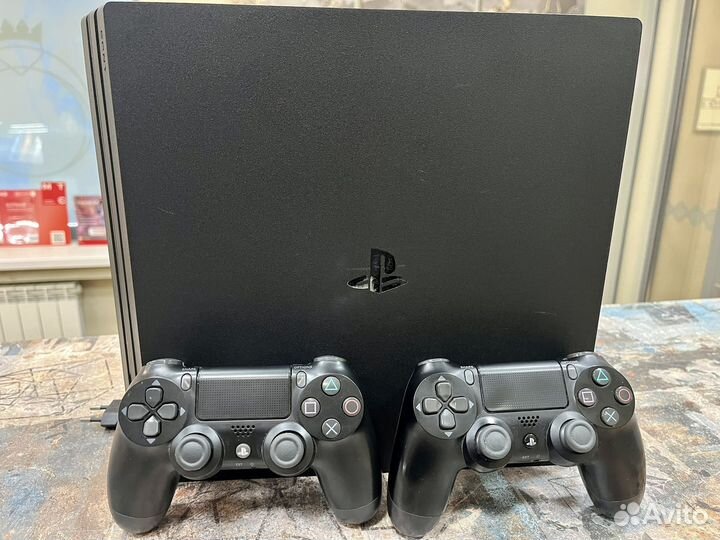 Игровая приставка Sony PS 4 Pro 1Tb