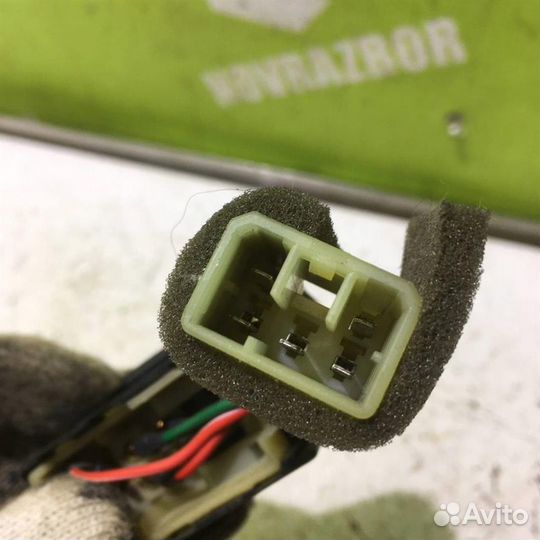 Кнопка стеклоподъемника Киа Спортейдж