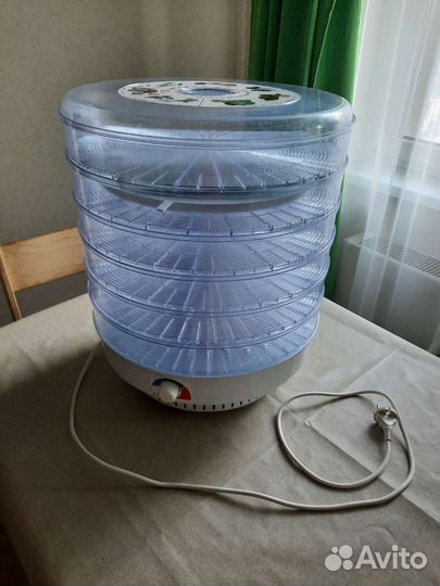 Сушилка для овощей и фруктов дегидратор Ветерок-2