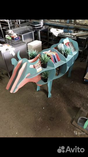 Корова декоративная подставка полка деревянная