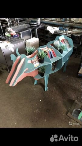 Корова декоративная подставка полка деревянная