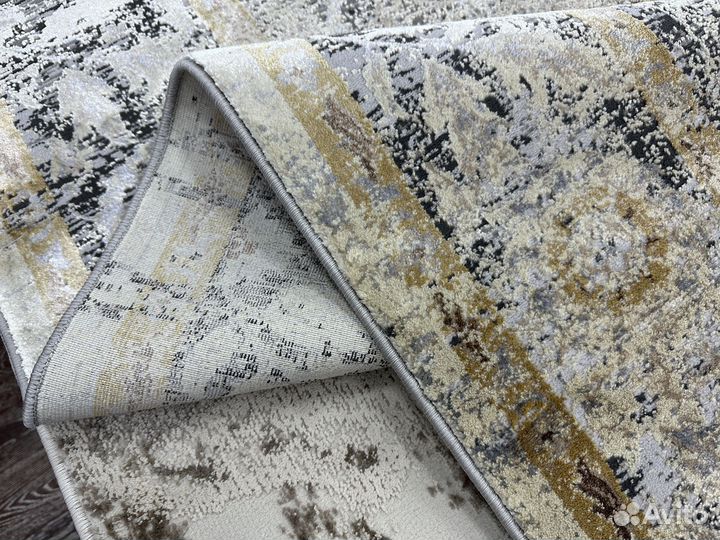 Ковер 1.6х2.3 новый