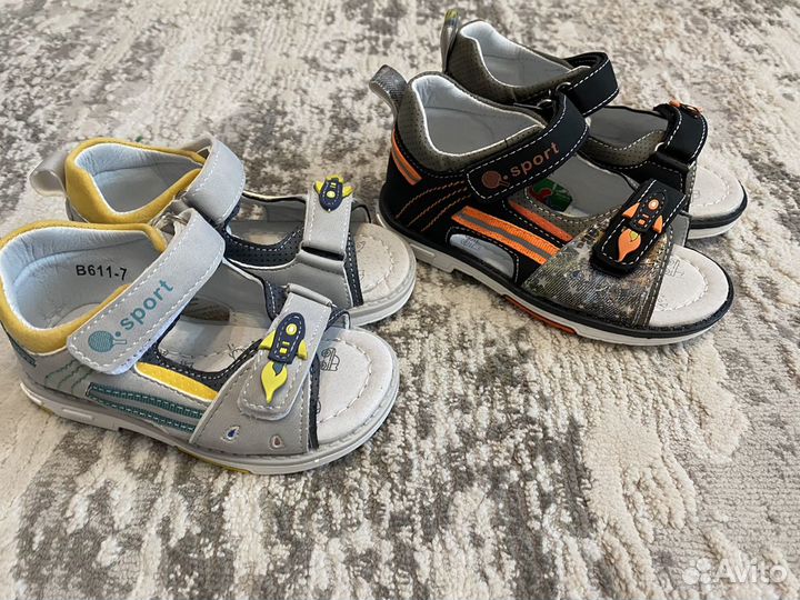 Сандали для мальчика новые 22,23,26
