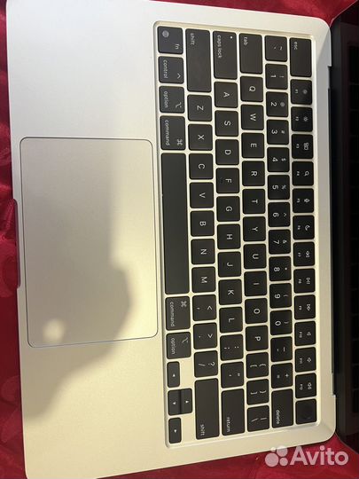 Macbook air 13 m3 8 256