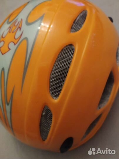 Каска для альпинизма, спелеологии