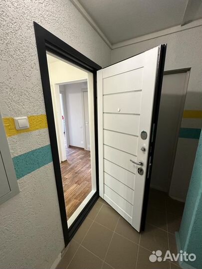 Дверь металлическая с откосами