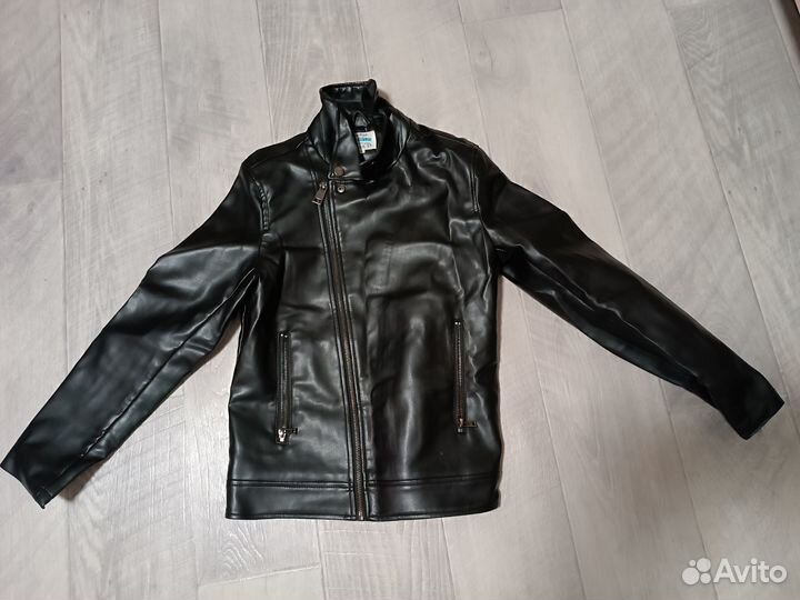 Куртка кожзам на мальчика 152