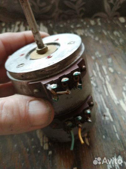 Потенциометр