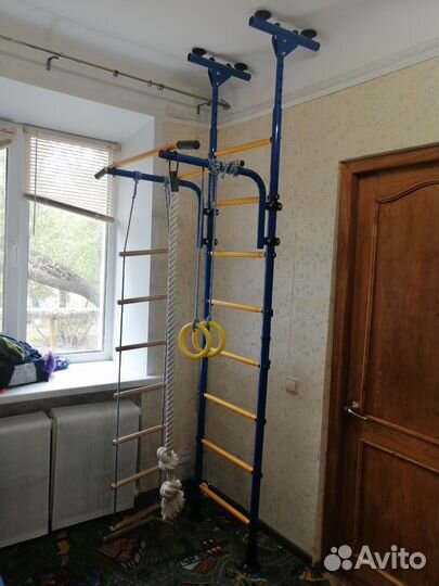 Детская спортивная шведская стенка