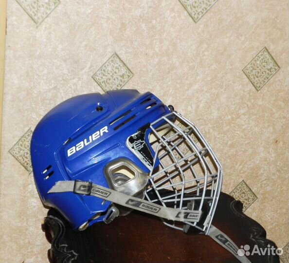 Шлем хоккейный профи.для подростка.См.описание