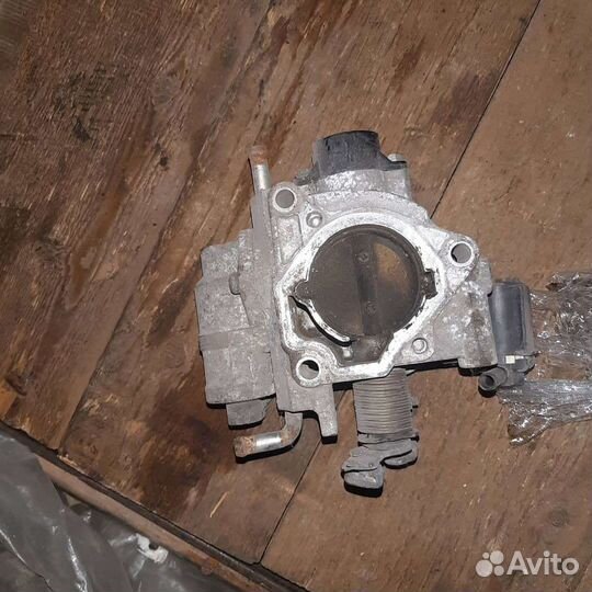 Дроссель, дросельная заслонка мазда 1.6 двс z6