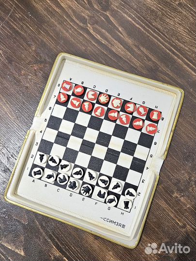 Шахматы магнитные дорожные СССР Симза
