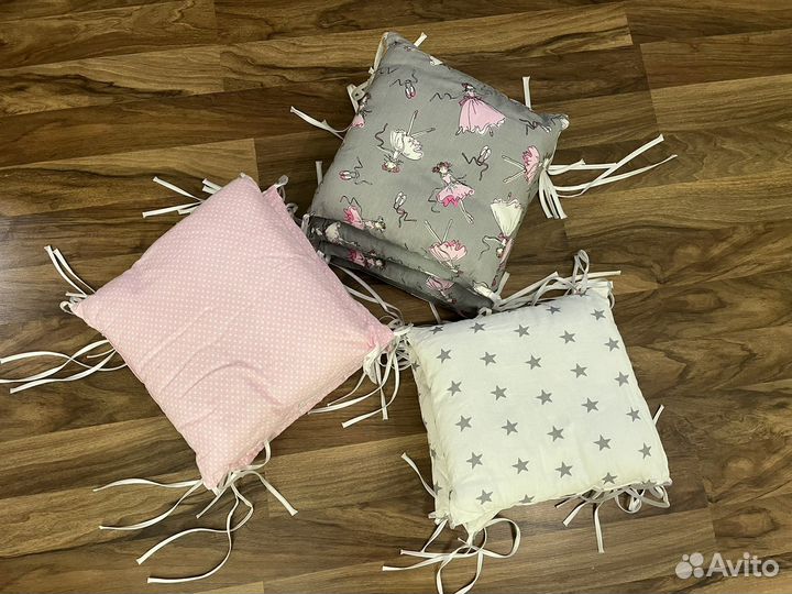 Бортики в кроватку для девочки